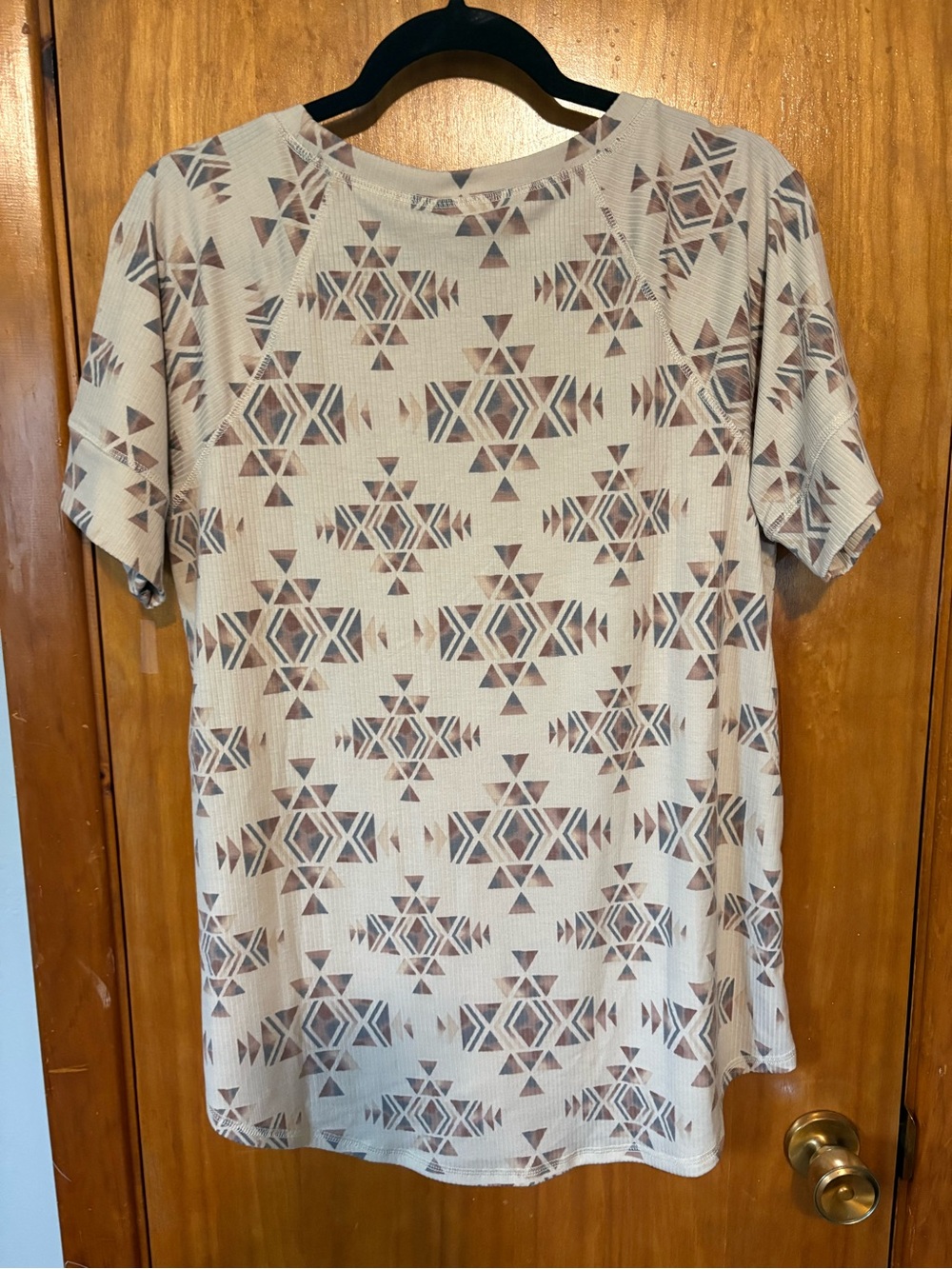 LuLaRoe Women's Hailey Short Sleeve Beige Aztec Print Shirt - Picture 2 of 5